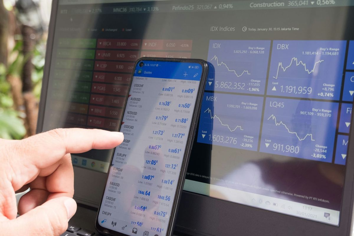 Why Exchange Rates Are Master Data (Yes, Really)