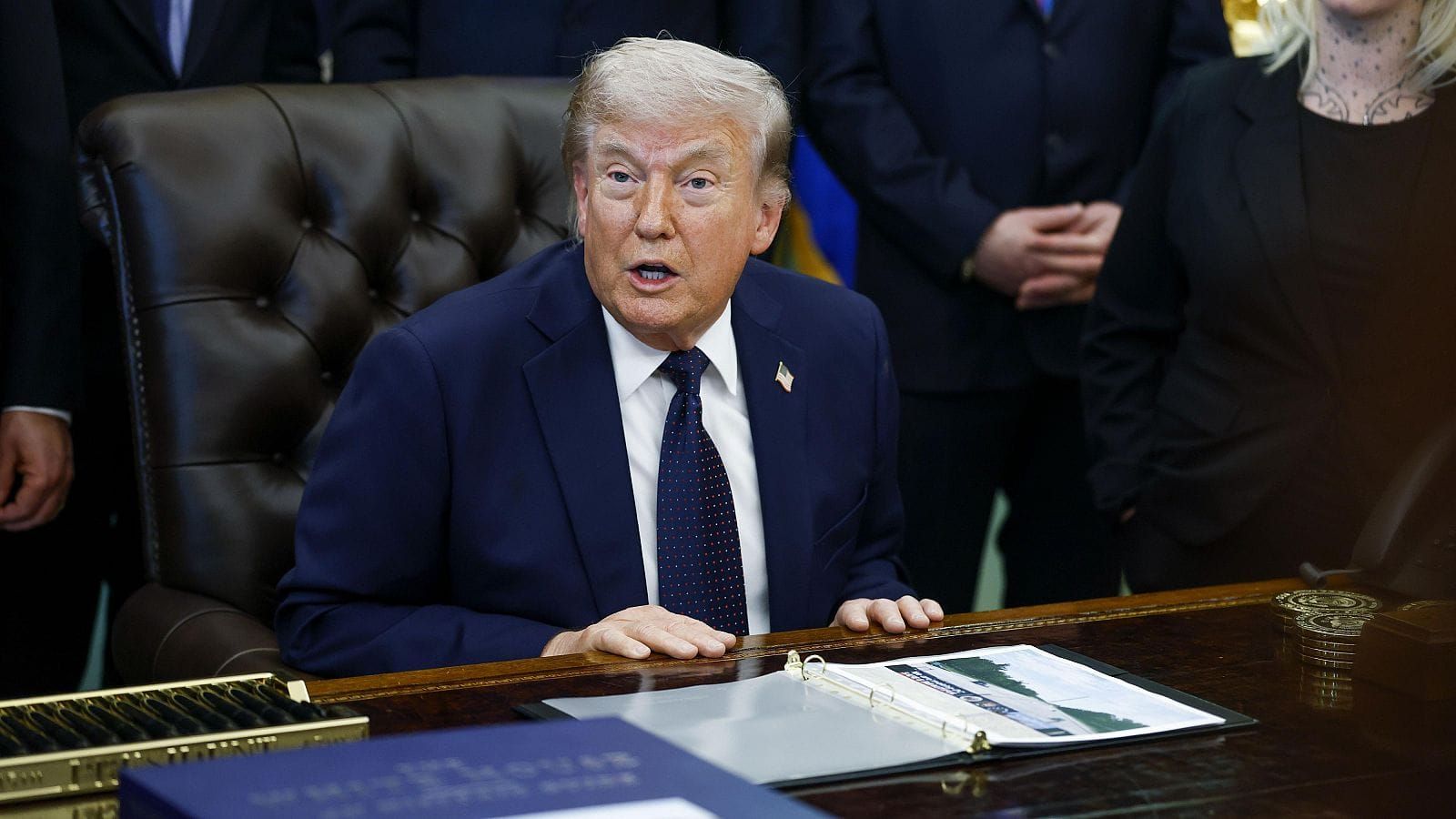 Congreso de EU votará este martes si reduce poderes de Trump en Irán y Cuba