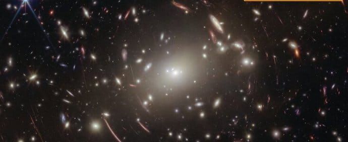 Webb encuentra la "evidencia más sólida hasta ahora" de la existencia de estrellas con agujeros negros