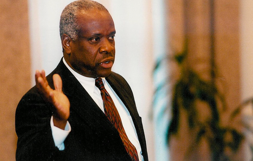 Thomas Criticizes Supreme Court for Allowing Retrial in Hammer Attack Case