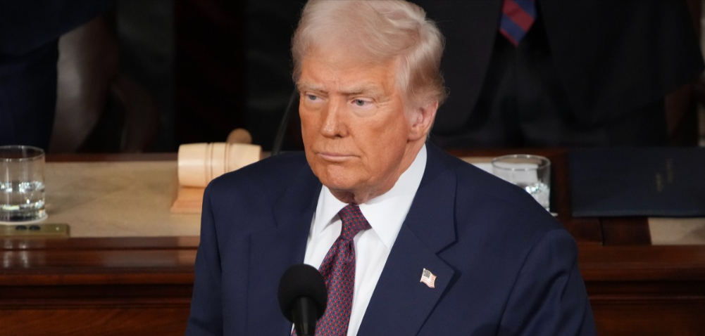 Noem Says DHS Will ‘Not Be Deterred’ After ICE Hit By New Leaks Ahead of Raid