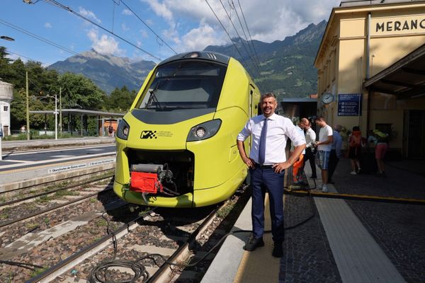 Startschuss im Vinschgau: Die neue Vinschger Bahn rollt an