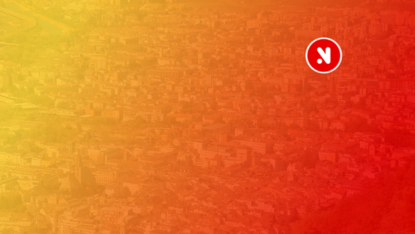 Auto überschlägt sich bei Percha und bleibt auf dem Dach liegen