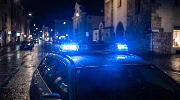 [UPDATE] Schock in Meran: Macheten-Vorfall entpuppt sich als eskalierter Streit – Polizist verletzt, Festnahme