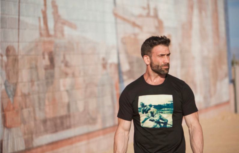 Dealing with Survivor’s Guilt, Training with Pain, and Book Recommendations – Ask Me Anything