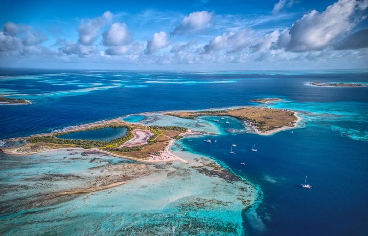 TWIF LatAm May 4 - Clara raises $80 million