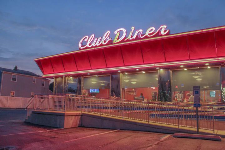 Stablecoin Investors Make It Rain (TWIF 8/30)