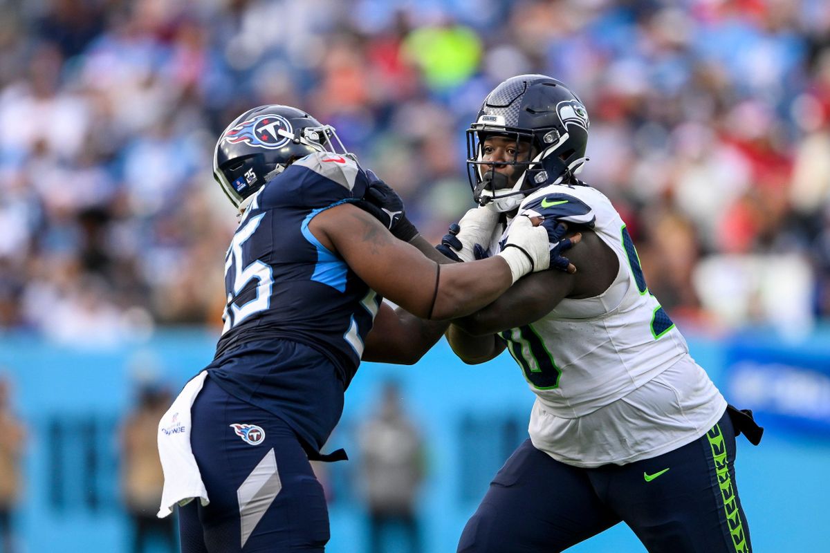 Early Shopping: Seahawks Lock Up Jarran Reed on Multi-Year Deal