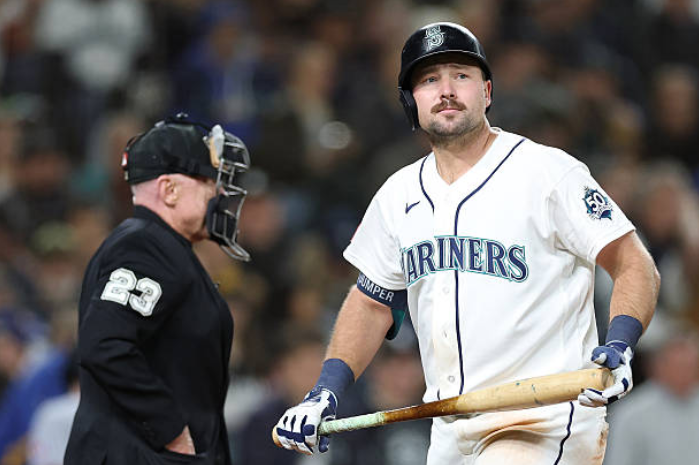 Analysis: What Does Cal Raleigh Non-Challenge Mean for Mariners ABS Strategy?