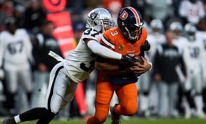 Seahawks 90-Man Rundown: Tyler Hall Hopes to Slide Into Slot Cornerback Competition