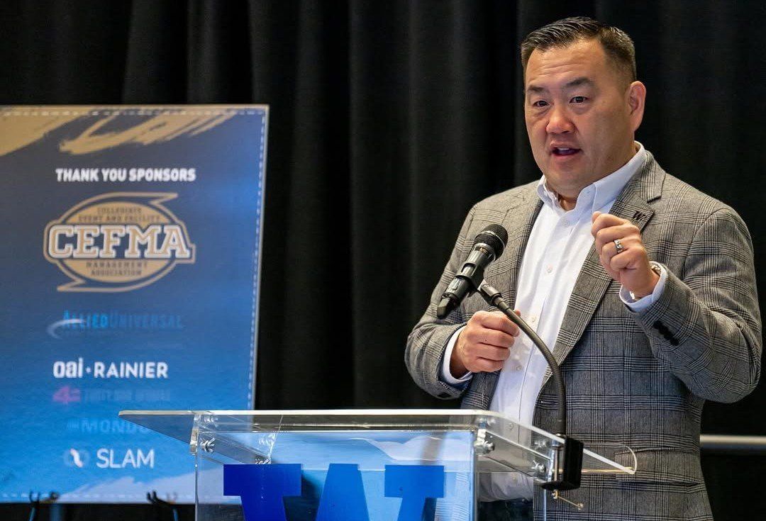 Washington Huskies AD Pat Chun Reiterates Desire For Singular Transfer Portal Window