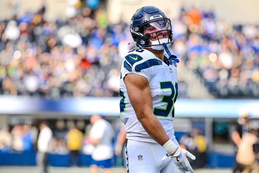 Seahawks 90-Man Rundown: George Holani Ready to Prove Worth Again in Crowded Backfield