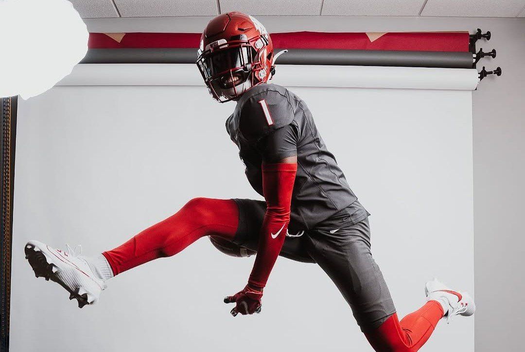 Recruiting Roundup: Washington State Lands Quartet of Defensive Commitments
