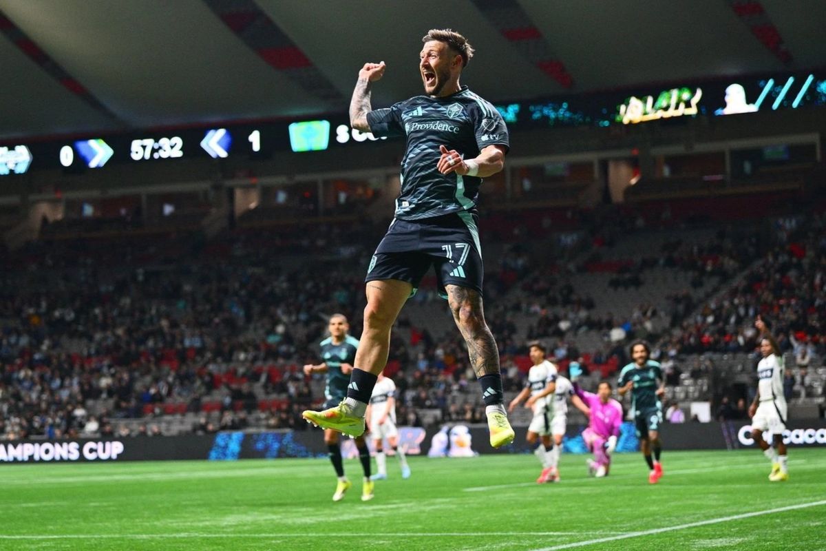 Arriola Picks Up Brace for Sounders in First Leg Domination In Vancouver