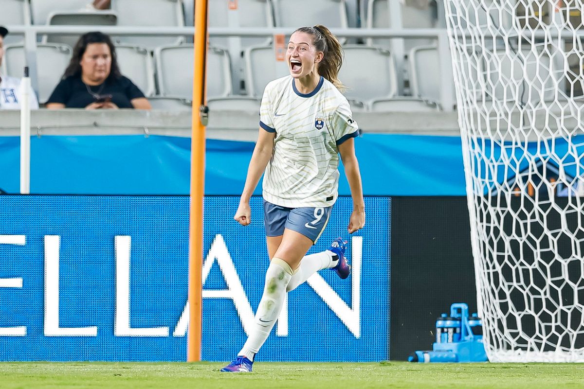 Reign Steals a Draw with Houston After Resting Key Players