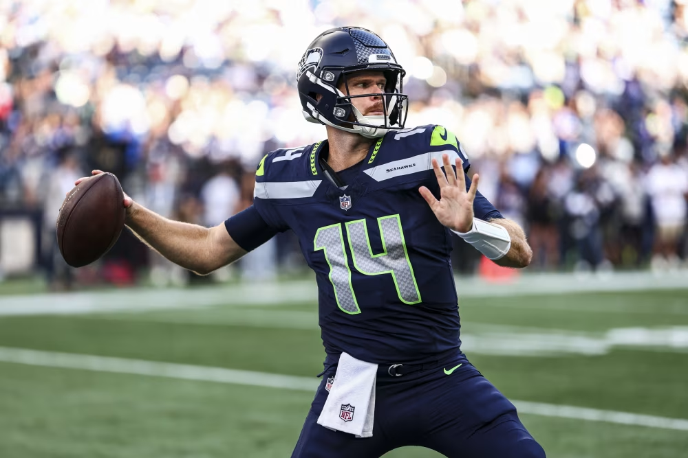 Has Time Come for Seahawks to Sound the Alarm as Sam Darnold's Struggles Continue?