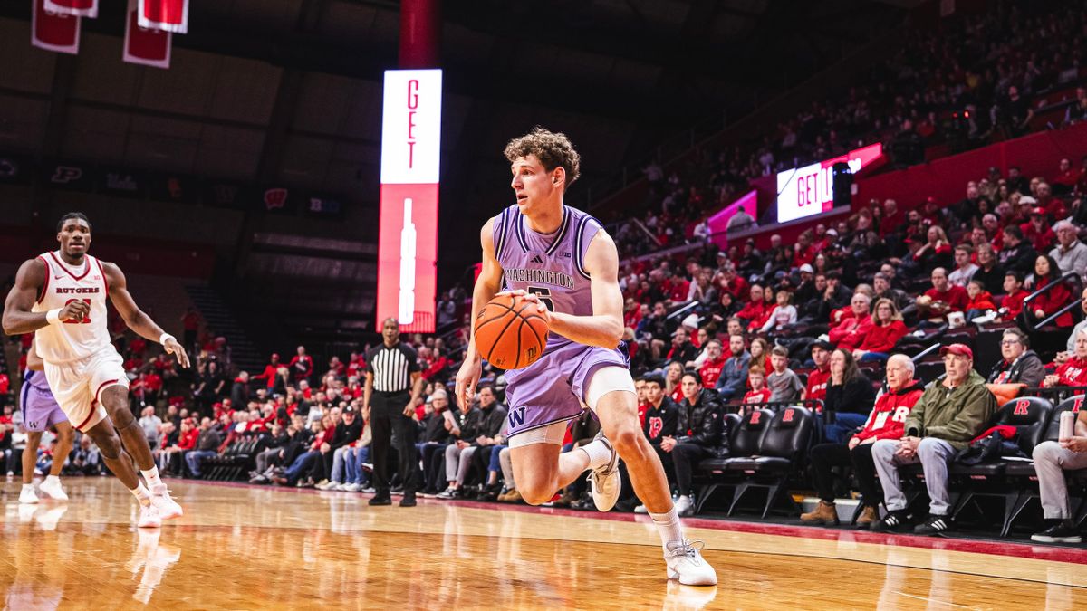 Huskies Avoid Big Ten Cellar with Hannes Steinbach’s Big Game at Rutgers