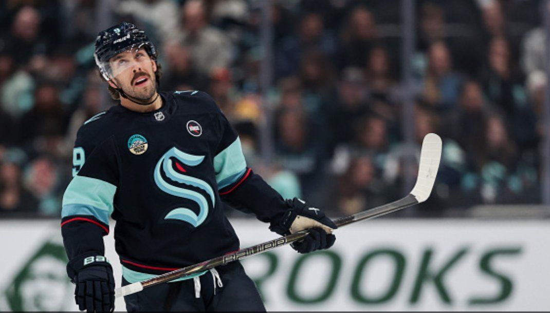 Kraken Training Camp Notebook: Injury Updates, Prospect Highlights and More