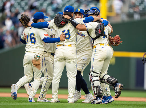 WATCH: Key Stats From Mariners’ Nine-Game Winning Streak