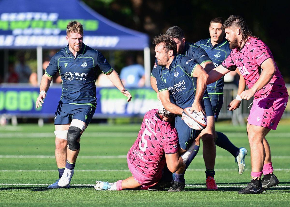 Playoff Bound: Seawolves Clinch Fourth Spot in 42-17 Blowout Win vs. Sharks