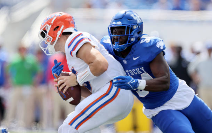 Seahawks Sign Intriguing Undrafted Rookie LB Following Minicamp Tryout