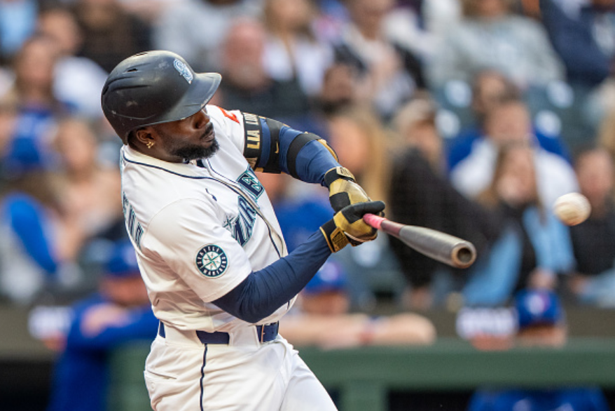 Moment in Mariners’ Loss to Blue Jays Serves as Prime Argument in One of MLB’s Biggest Debates