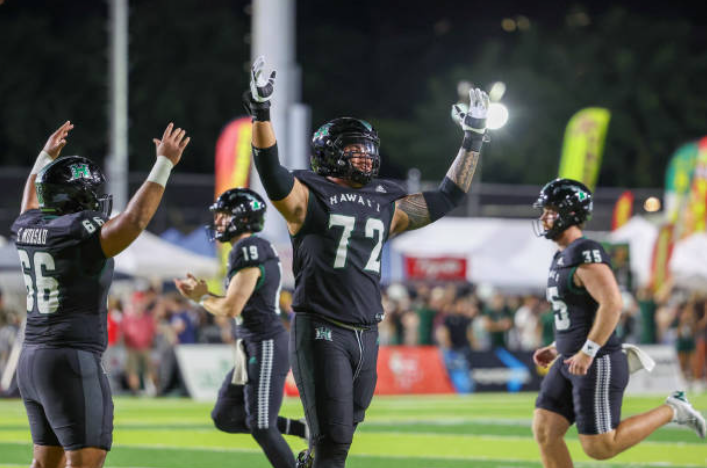 Seahawks 90-Man Rundown: Luke Felix-Fualalo Thrust Into Competitive Tackle Group