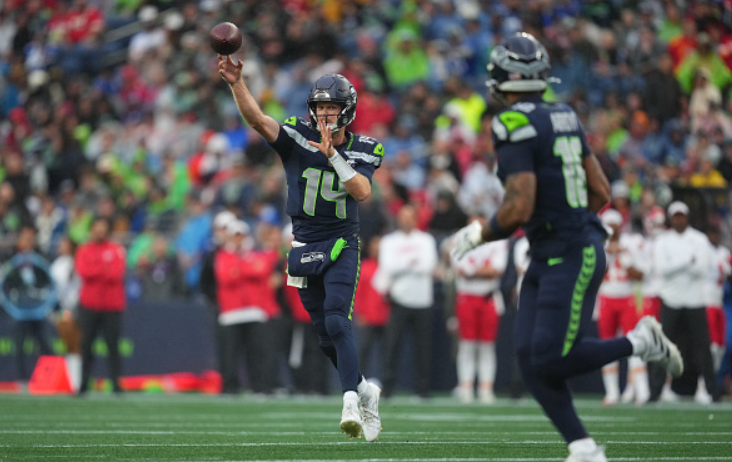 Sunday Musings: Final Observations From Seahawks’ 33-16 Win vs. Chiefs