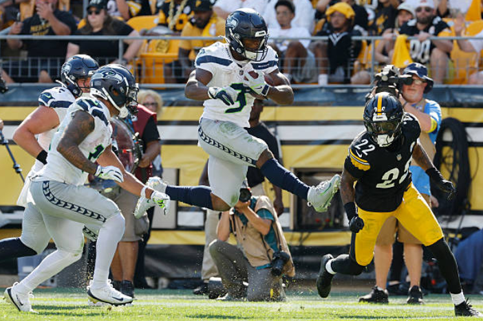 Rapid Reaction: Seahawks Outlast Steelers 31-17 in Battle of Football Follies