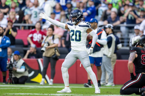 Key Matchups to Watch as Seahawks, Cardinals Square Off on Thursday Night Football