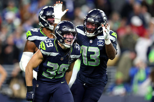 Rapid Reaction: Seahawks Overcome Blunders, Edge Texans 27-19 on Monday Night Football