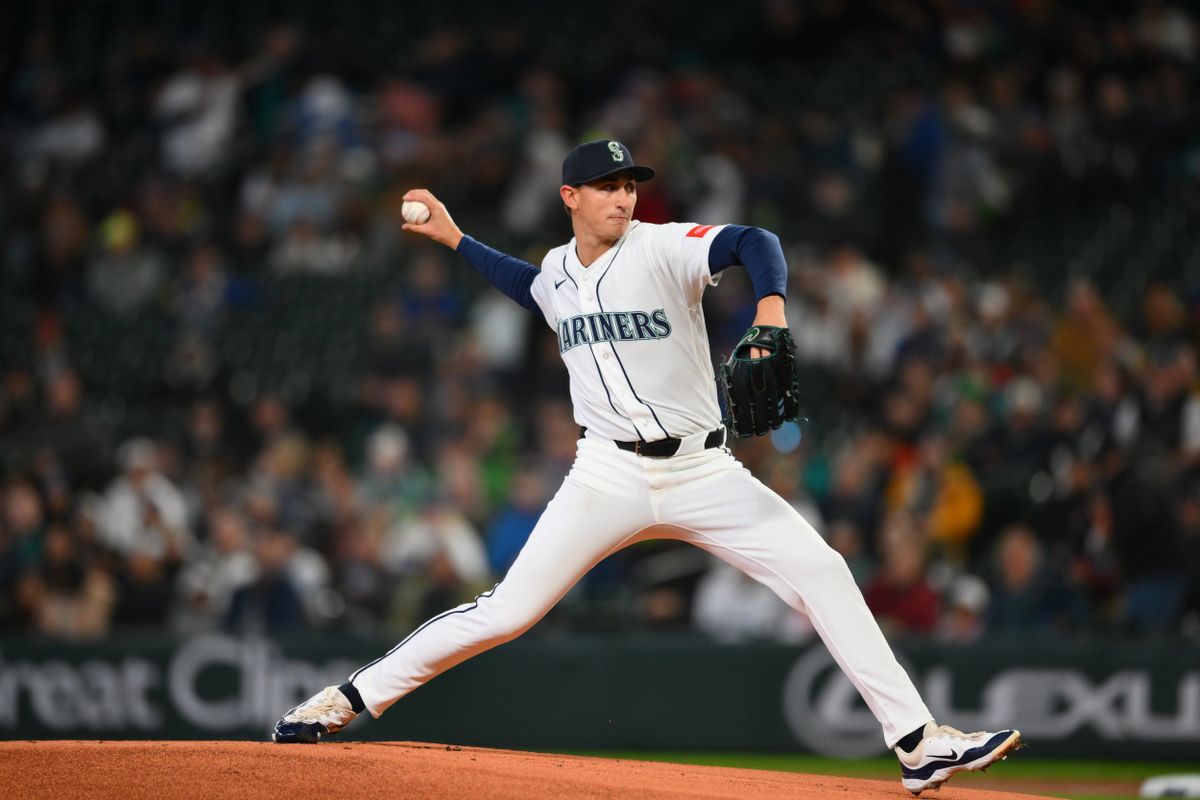 Sluggish Mariners Start Hitting Late, Drop Series to Yankees
