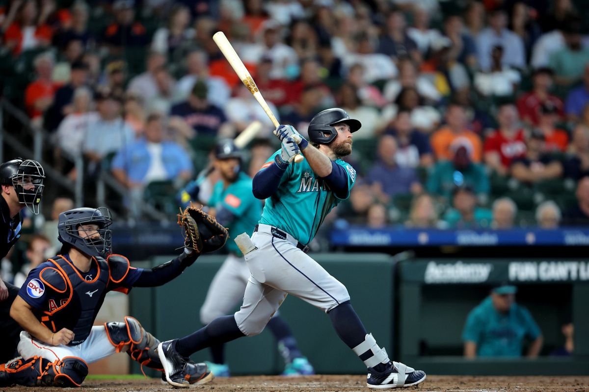Mariners Win Series in Houston, Set Sail for Uncharted Waters with Raleigh Out