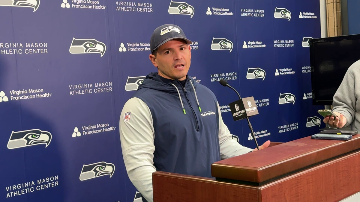 WATCH: Mike Macdonald on Seahawks Plans For Using Virtual Reality as Coaching Tool