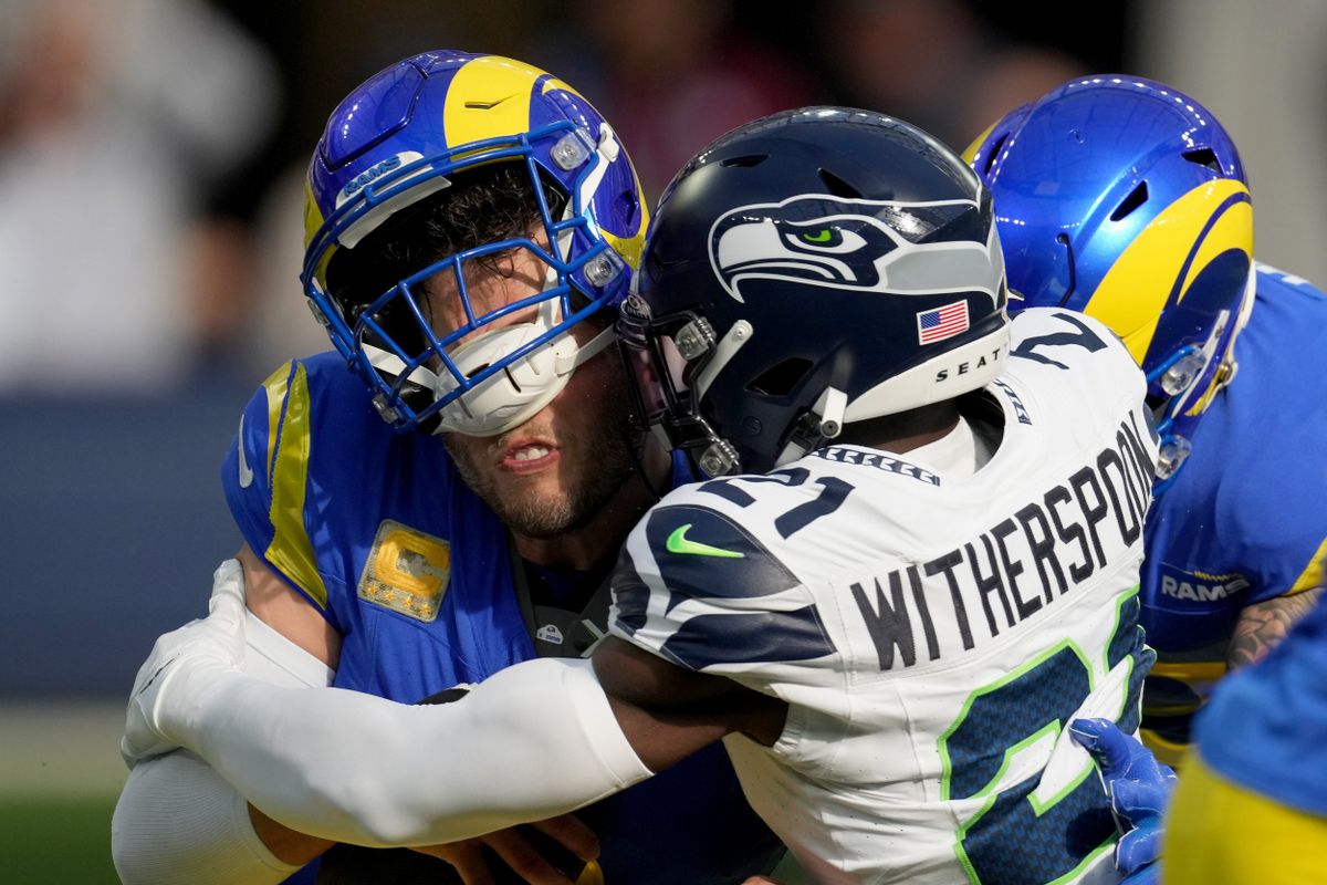 Comparing Rivals: How Do Seahawks, Rams’ Defenses Stack Up Against Each Other?