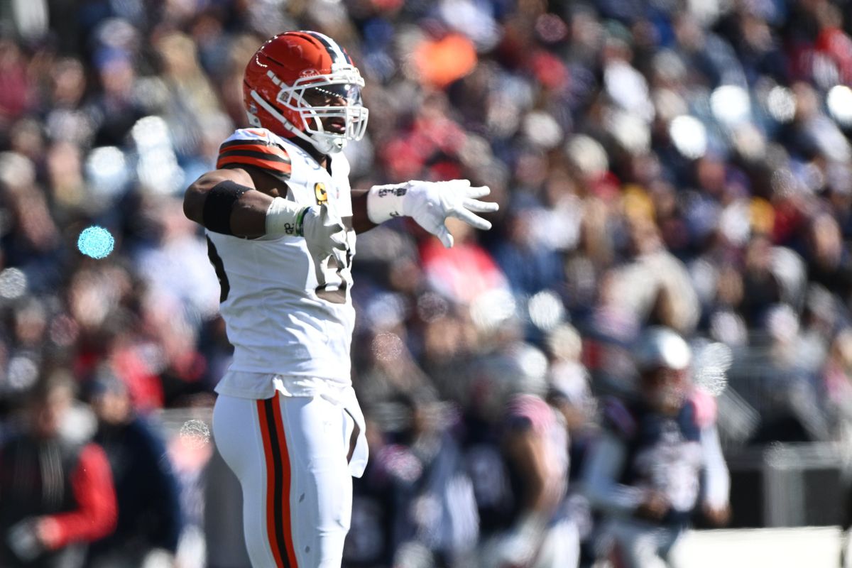 WATCH: Should Seahawks Swing Big at NFL Trade Deadline For Browns Superstar Myles Garrett?