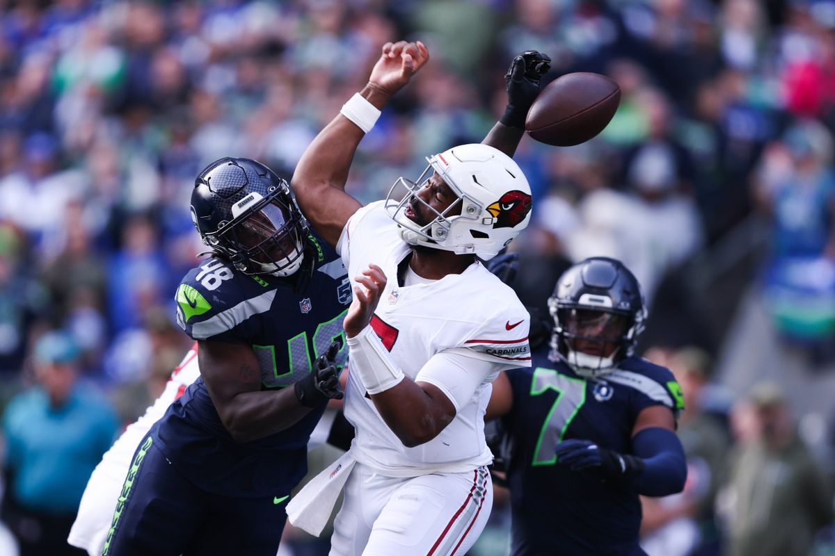 Rapid Reaction: Seahawks Capitalize on Fast Start, Coast to 44-22 Win vs. Cardinals