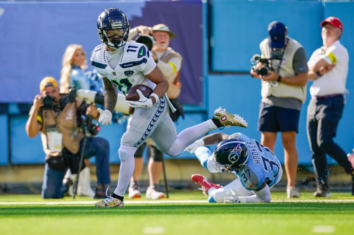 Rapid Reaction: Seahawks Survive Titans’ Frenzied Comeback Bid, Secure 30-24 Road Win
