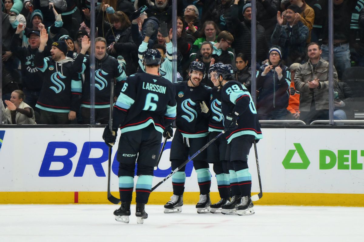 Kraken Extend Win Streak to Four After Christmas Break, Snag 4-1 Win vs. Flyers
