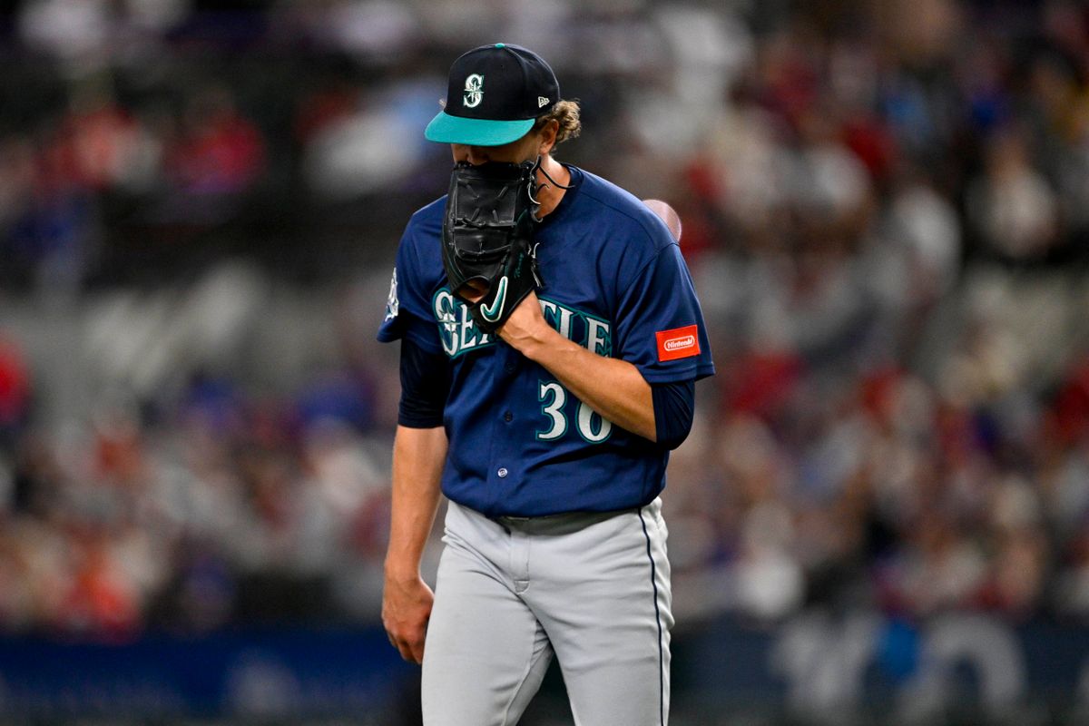 Bats Go from Quiet to Silent, Mariners Drop Third Straight to Open Texas Series