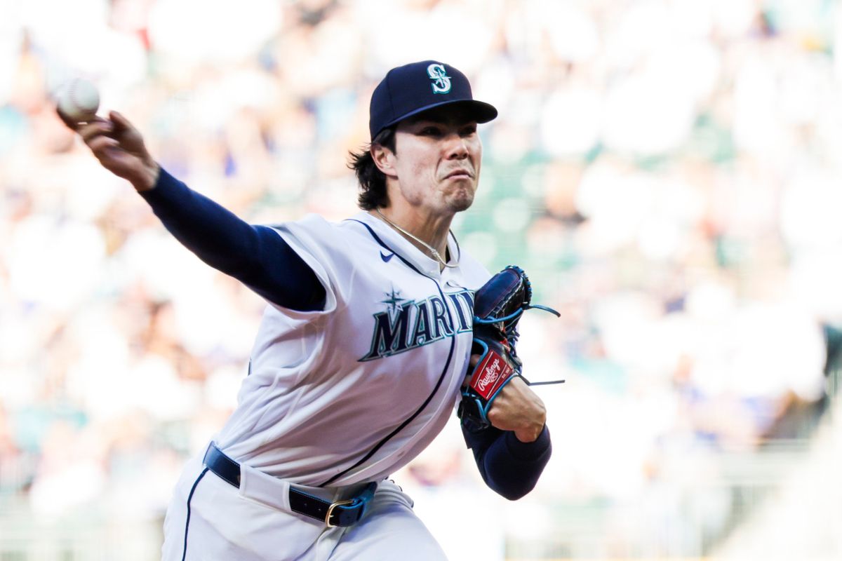 Mariners Groove Back Over .500, Take Game 2 vs. Diamondbacks