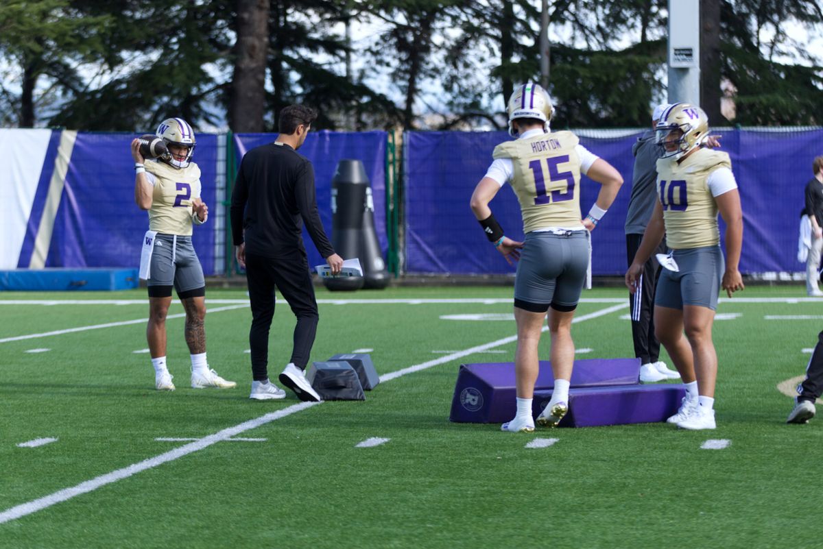 Huskies Looking to Solidify Backup Quarterback Behind Demond Williams Jr.