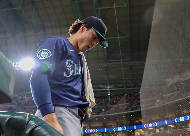 Absent Ace? How Bryan Woo’s Availability Affects M’s ALDS Starting Rotation Scenarios