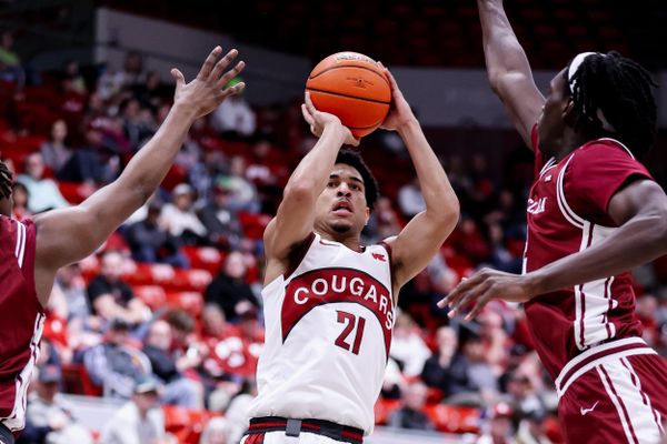 Washington State Loses to Santa Clara, Dips Back Below .500 Mark in WCC