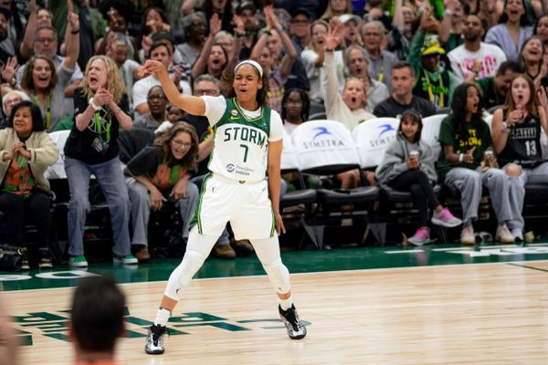 Instant Takeaways: Cooke, Johnson Fuel Storm to Decisive Win Over Sun