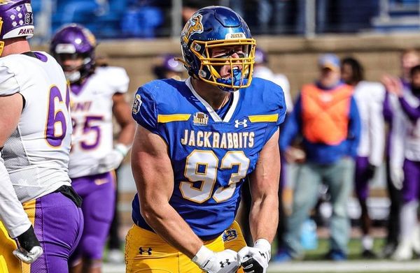 Breaking Down Cougars’ RB, DL Transfers From South Dakota State