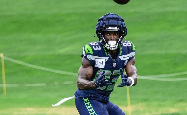 Seahawks Stock Watch: Who's Hot, Who's Not After 10 Training Camp Practices?