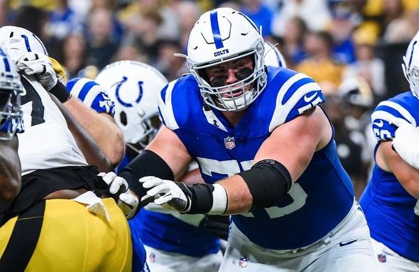 Seahawks Free Agency: Best Remaining OL Targets After Day 1 of Tampering Period