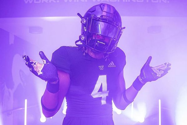 Washington Football Ends Recruiting Drought With Linebacker Commit