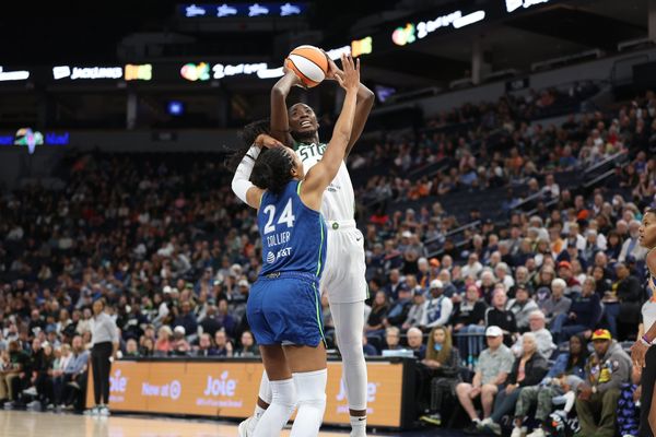 Instant Takeaways: Storm Hand Lynx First Loss via Fourth-Quarter Surge